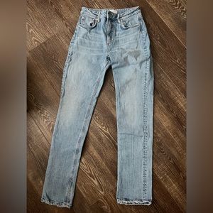 NWOT Zara Mom Jeans with leg slits